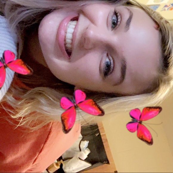 Meet your Posher, Gracie - Picture 3 of 5